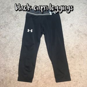 black capri under armour leggings
